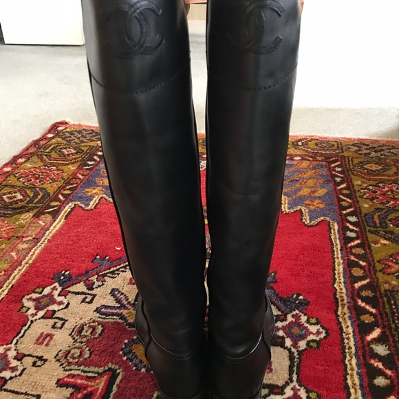 Sold!! Authentic Chanel leather high boots sz 36.5 - Picture 2 of 4